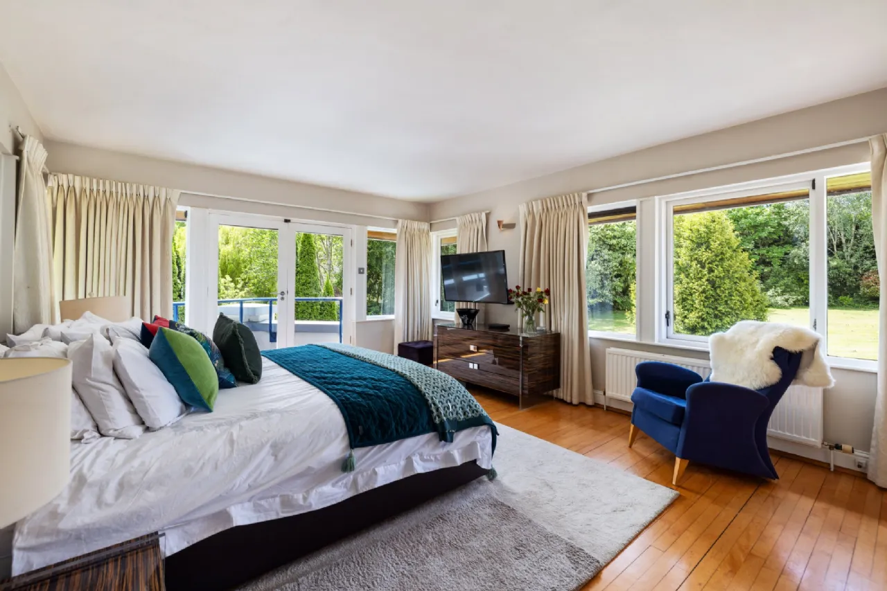 Photo of La Rochelle, Ferndale Road, Rathmichael, Dublin 18, D18 K3C6