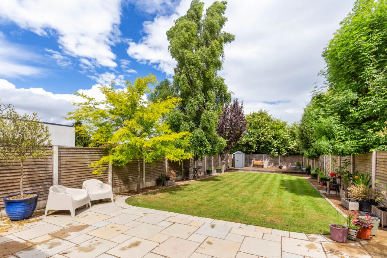 Photo of 18 Ashfield Park, Stillorgan Road, Booterstown, Co. Dublin, D04F8N6