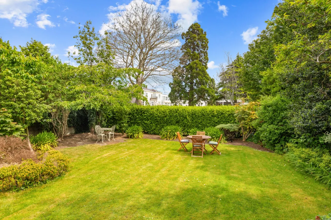 Photo of 48 Nutley Park, Donnybrook, Dublin 4, D04 X8C0