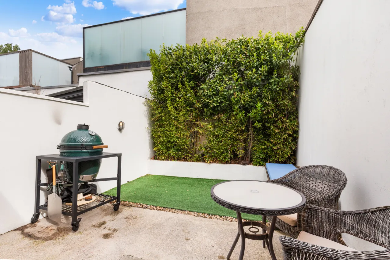 Photo of 2 Windsor Terrace, Portobello, Dublin 8, D08 E9T8
