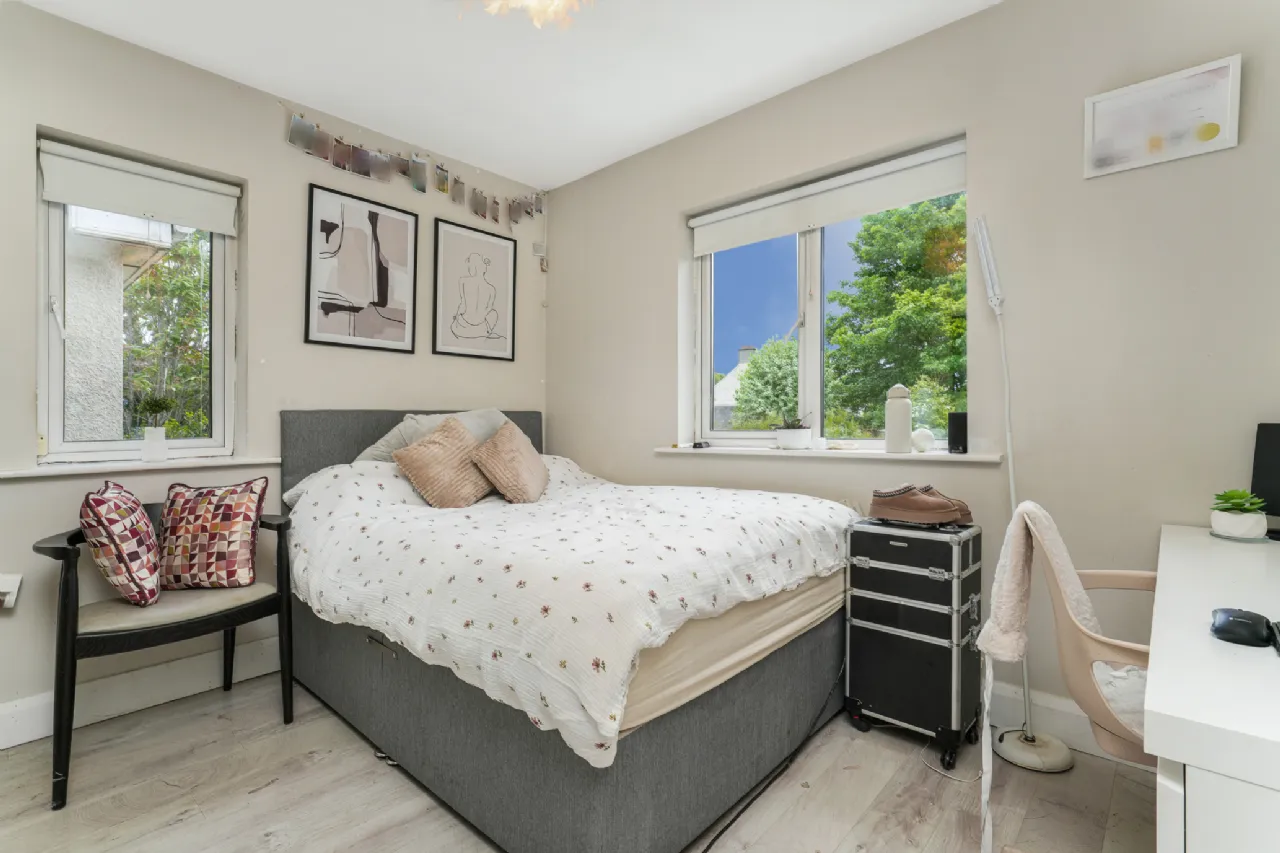 Photo of 117 Castlecurragh Vale, Mulhuddart, Dublin 15, D15 EEH7