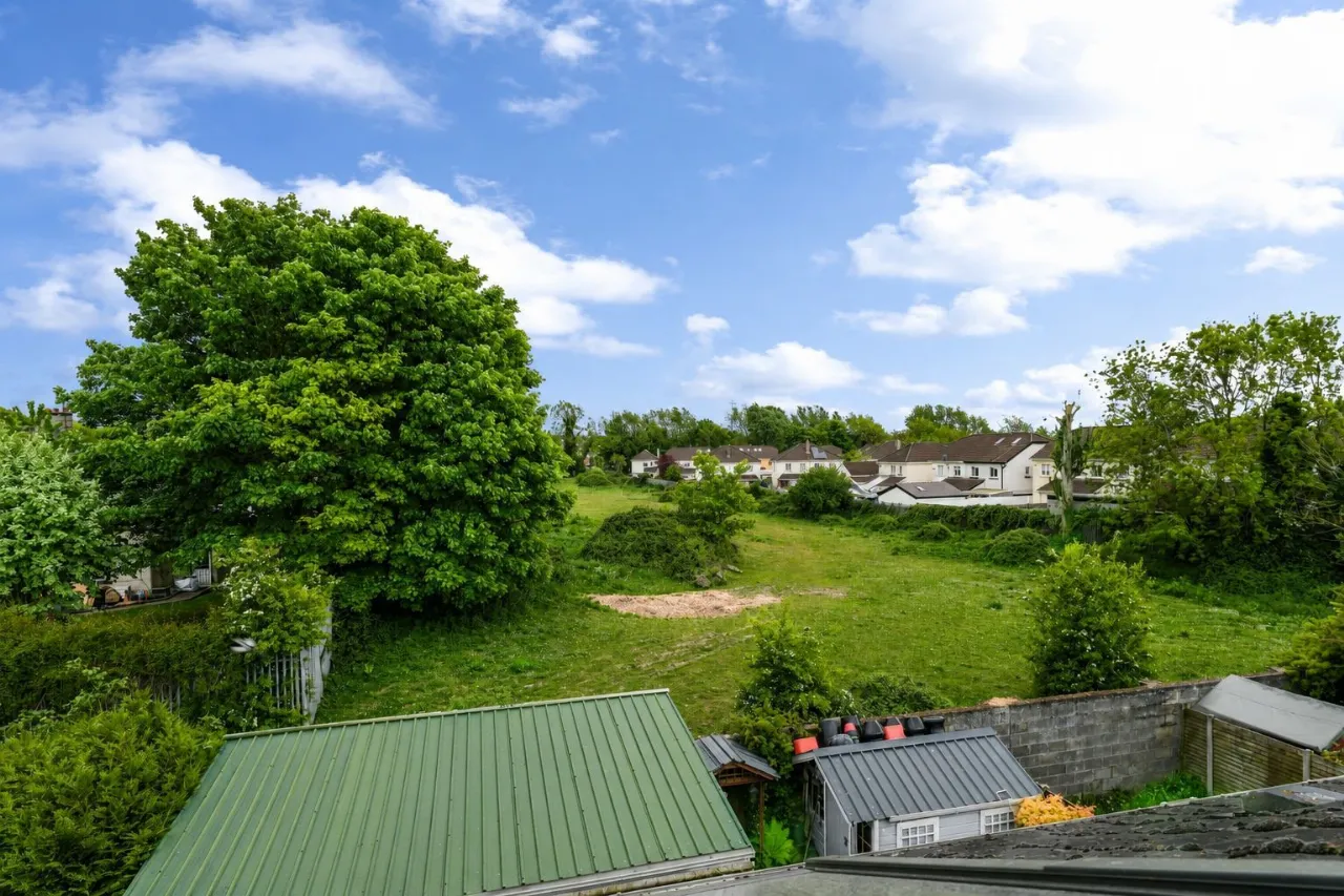 Photo of 117 Castlecurragh Vale, Mulhuddart, Dublin 15, D15 EEH7