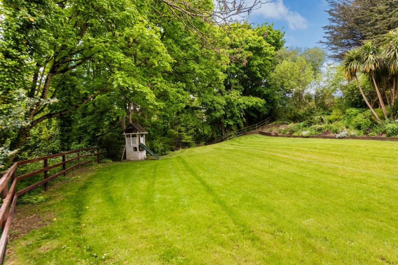 Photo of Elsemere, Tibradden Road, Rathfarnham, Dublin 16, D16 X9Y4