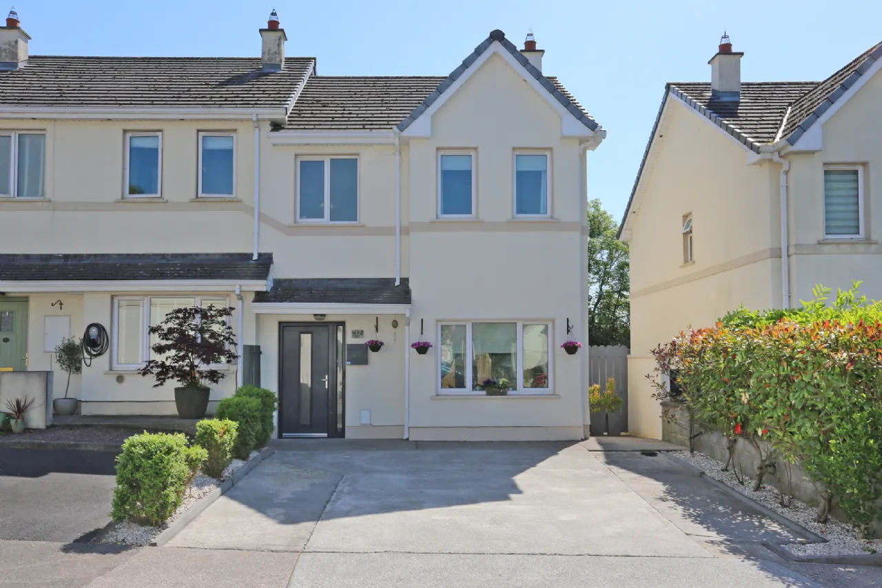 Photo of 32 Castlerock Avenue, Castleconnell, Co. Limerick, V94 Y5FT