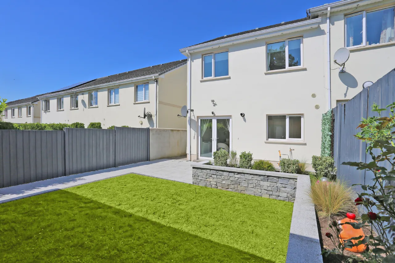 Photo of 32 Castlerock Avenue, Castleconnell, Co. Limerick, V94 Y5FT