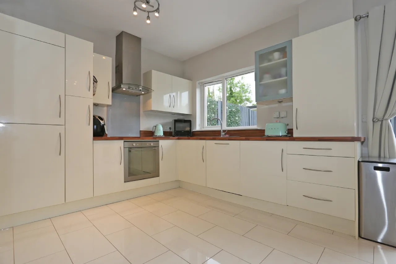 Photo of 32 Castlerock Avenue, Castleconnell, Co. Limerick, V94 Y5FT