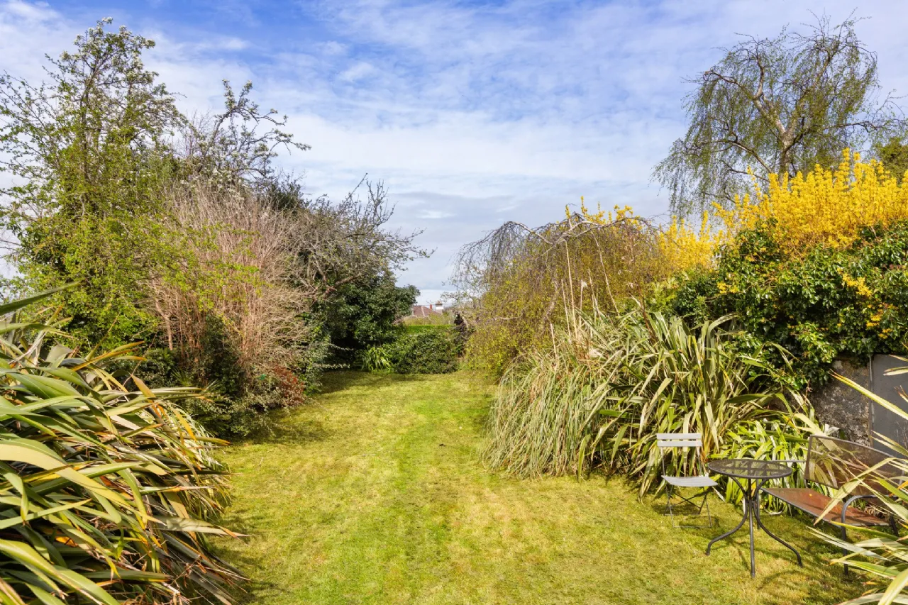 Photo of 2 Woodlawn Terrace, Churchtown, Dublin 14, D14 H6H2