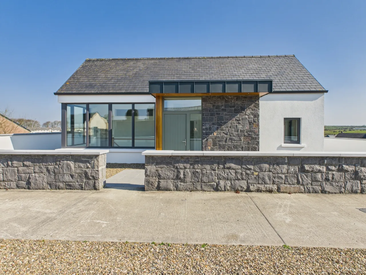 Photo of 17 Mountpleasant, Loughrea, Co. Galway, H62 C858