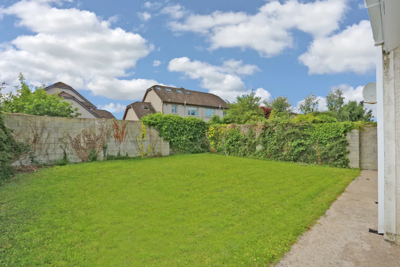 Photo of 27 Clover Hill, Dooradoyle, Limerick, V94RPF9
