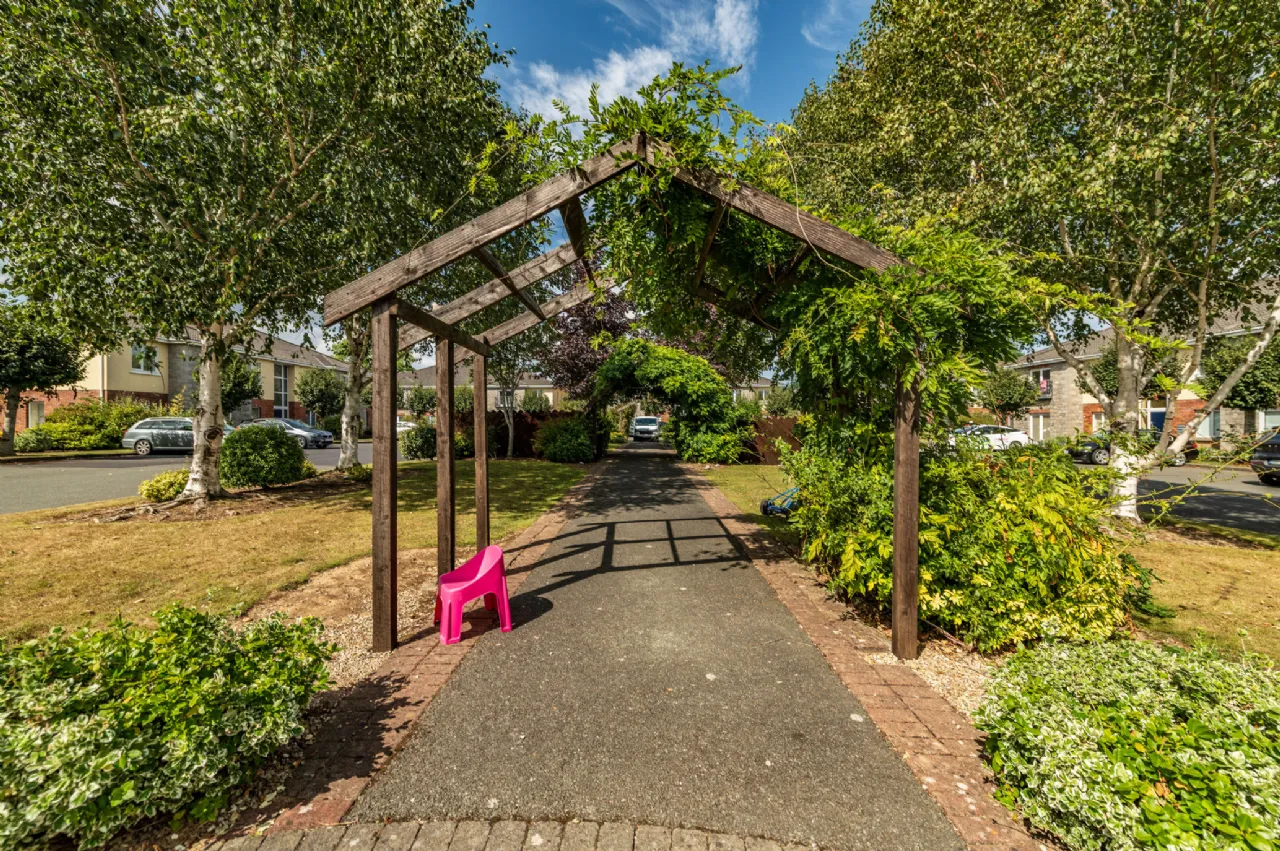 Photo of 33 Oak Glade Hall, Block E, Naas, Co Kildare, W91 HY28