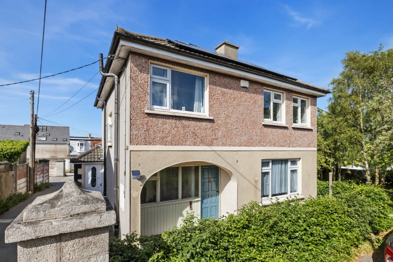 Photo of Nirvana, Crutchley Lane, Main Street, Bray, Co. Wicklow, A98 N7D9