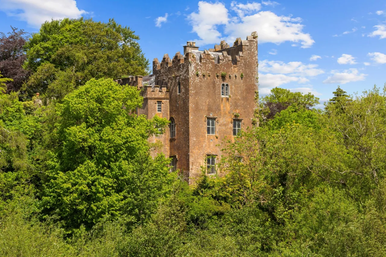 Photo of Ardfinnan Castle, Ardfinnan, County Tipperary, E91 A398