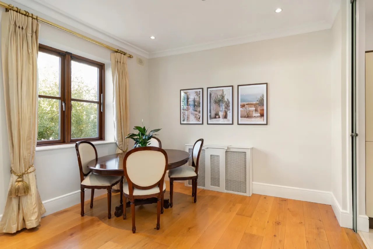 Photo of 8 Cairnbrook Hall, Glenamuck Road, Carrickmines, Dublin 18, D18 K1X1