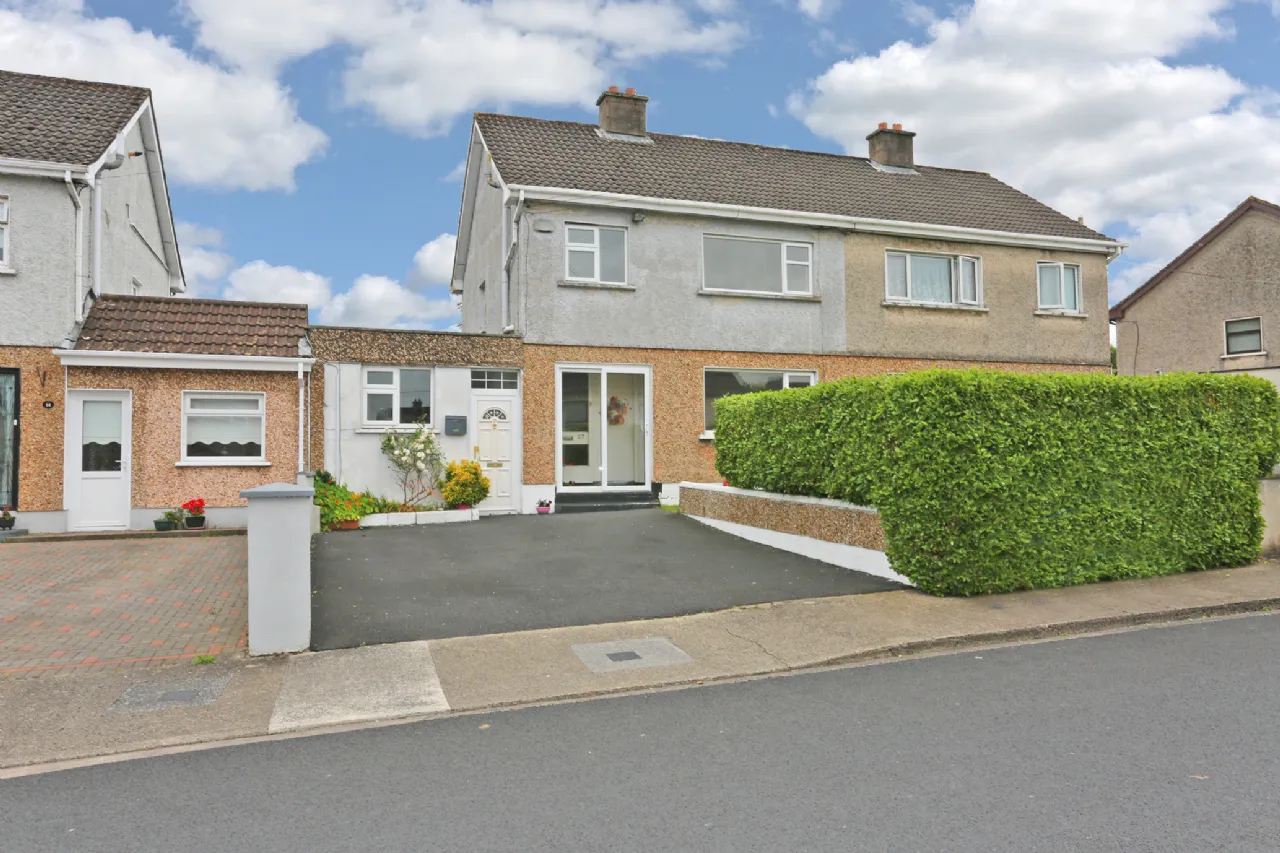 Photo of 27 Dooneen Road, Woodview, Limerick, V94 TVY1