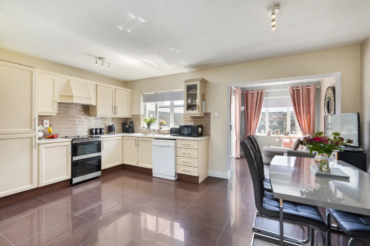 Photo of 25 Greenwood Drive, Ayrfield, Dublin 13, D13N4A6
