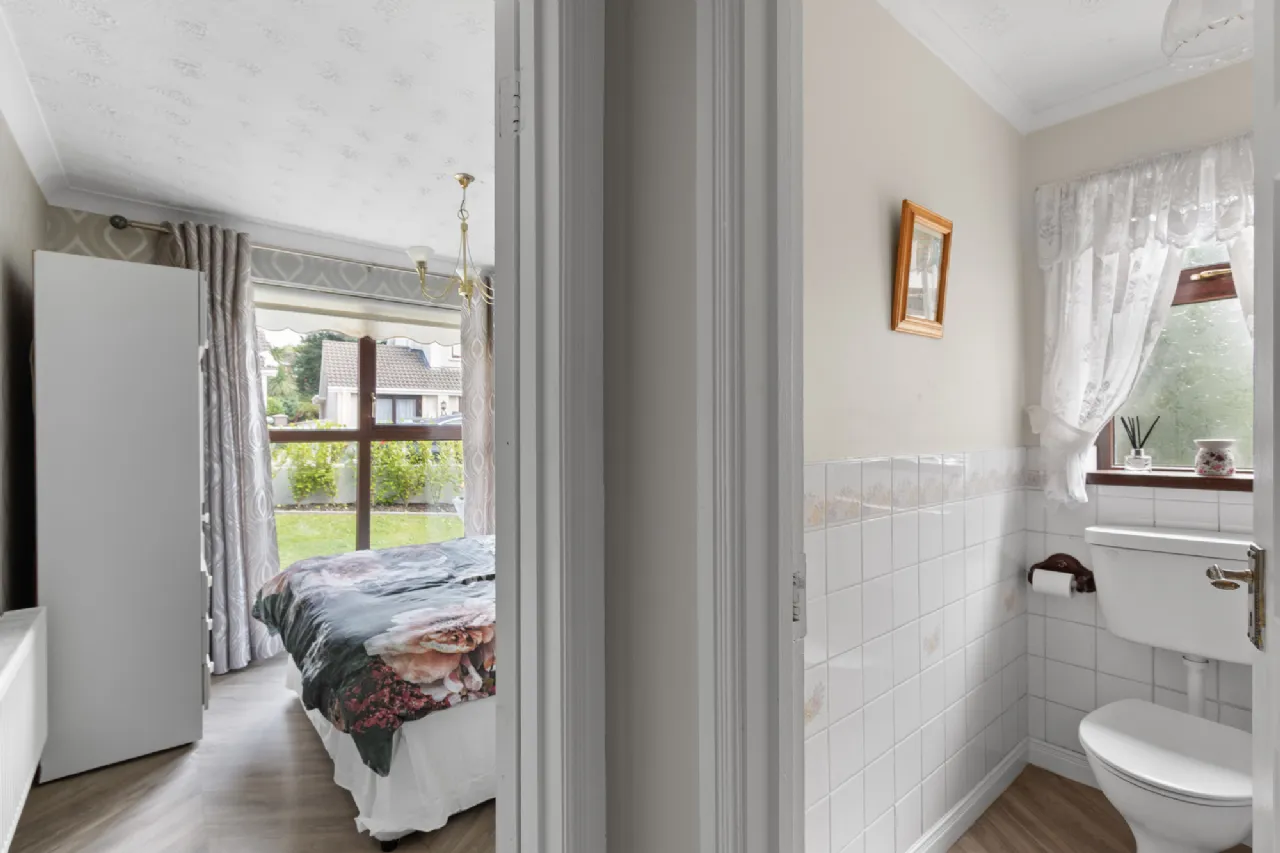 Photo of 17 Oaklands Park, Letterkenny, Co. Donegal, F92 DNE6