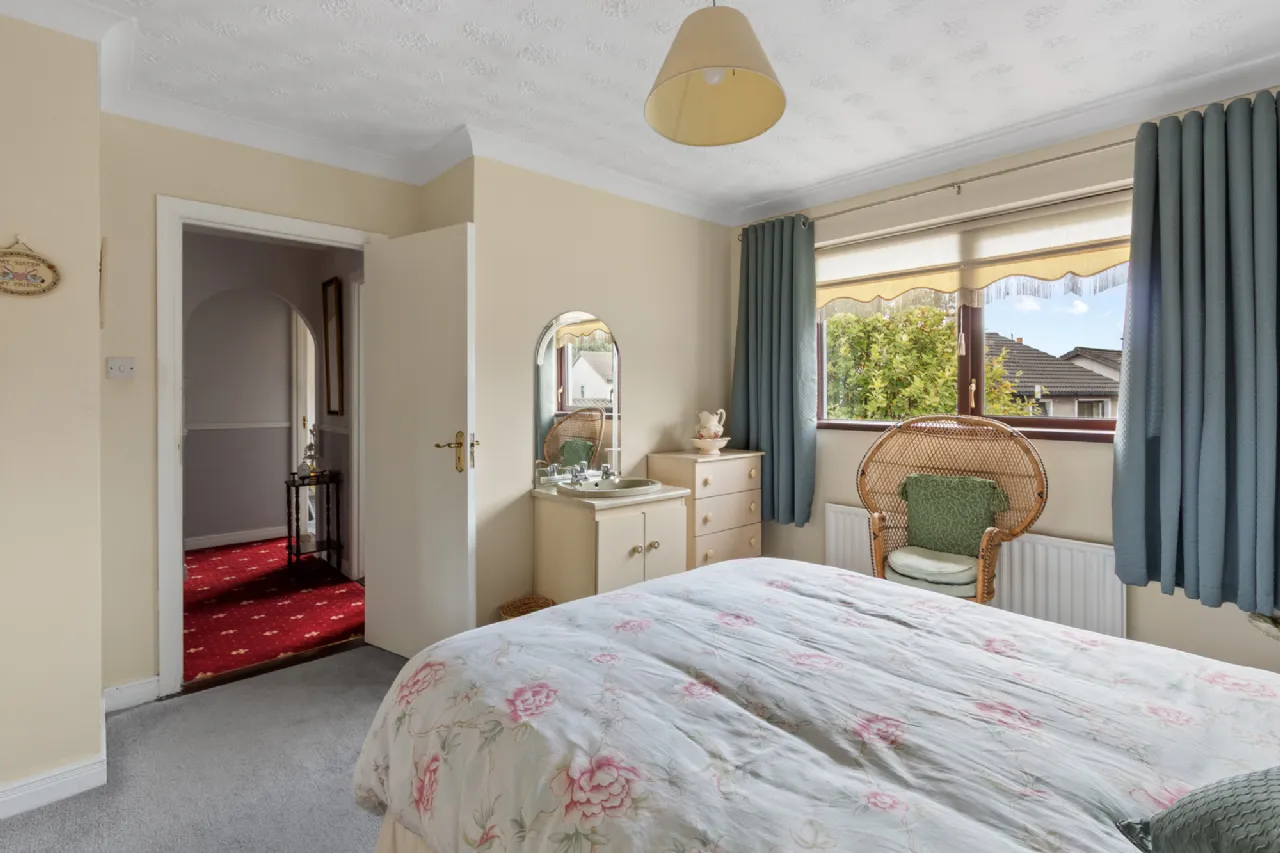 Photo of 17 Oaklands Park, Letterkenny, Co. Donegal, F92 DNE6