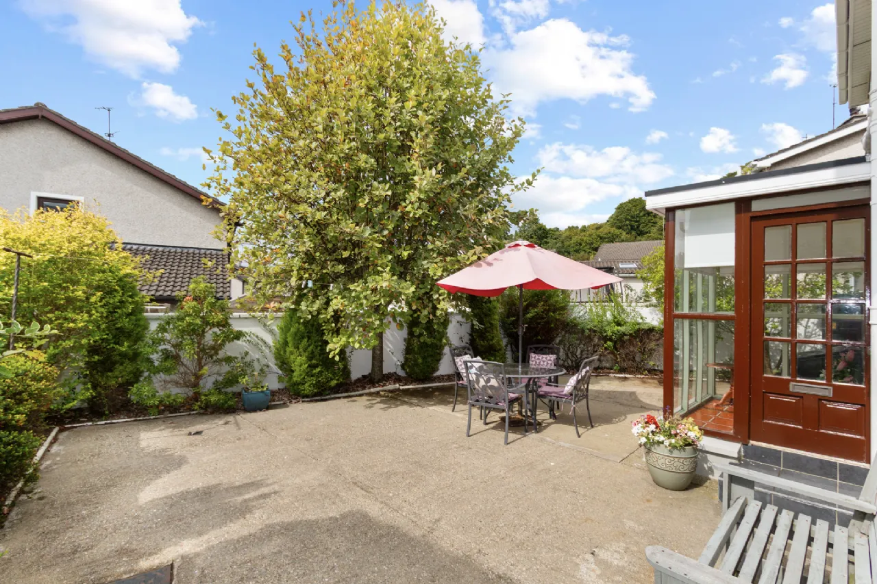 Photo of 17 Oaklands Park, Letterkenny, Co. Donegal, F92 DNE6