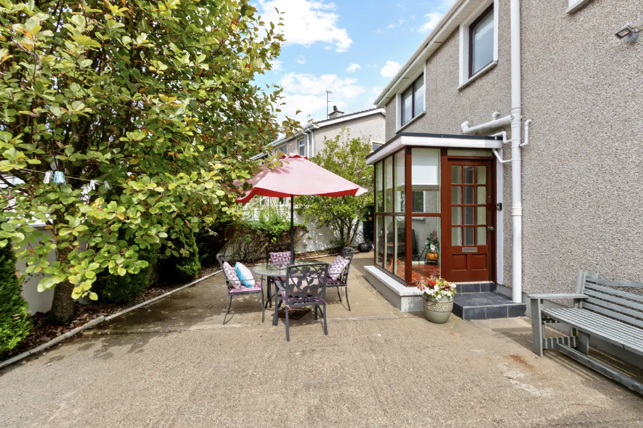 Photo of 17 Oaklands Park, Letterkenny, Co. Donegal, F92 DNE6