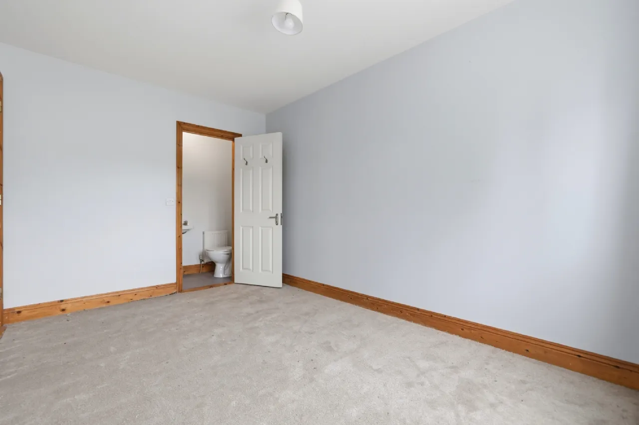 Photo of 6 Sweetbriar, Thomas Street, Clonmel, Co. Tipperary, E91 X5N9