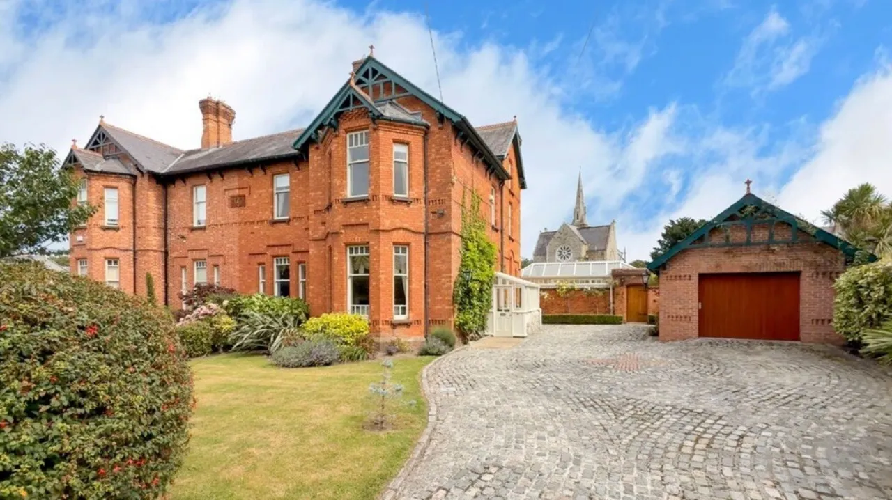 Photo of Crannmor, Knapton Road, Monkstown, Co Dublin, A96 YD37