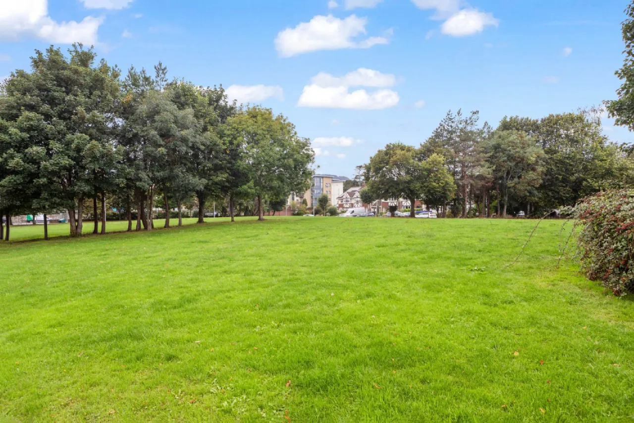 Photo of 22 Glencairn Crescent, The Gallops, Leopardstown, Dublin 18, D18 V6W6