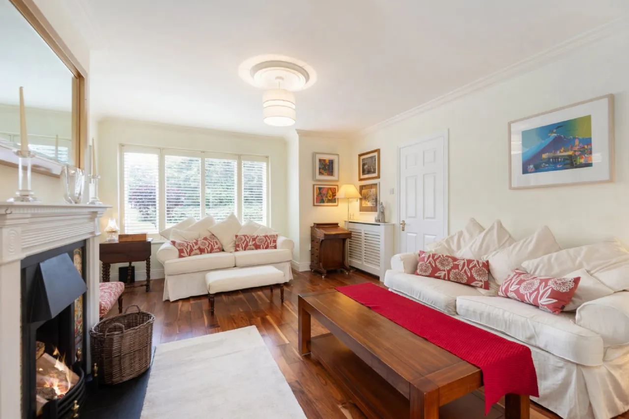 Photo of 22 Glencairn Crescent, The Gallops, Leopardstown, Dublin 18, D18 V6W6