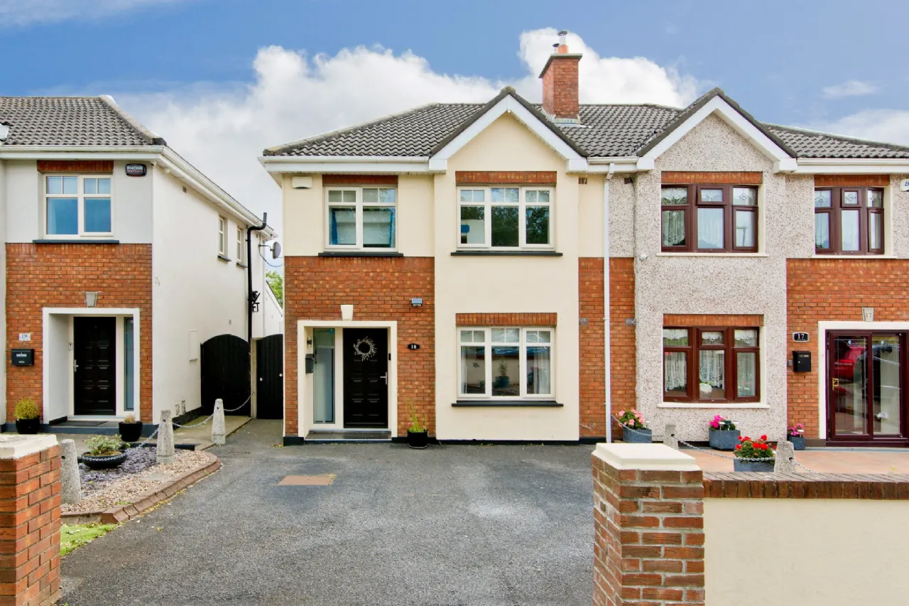 Photo of 18 Rathlyon Park, Ballycullen, Dublin 24, D24K44P