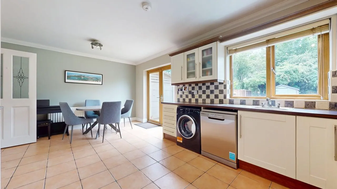 Photo of 25 Carrabeag, Newport Road, Castlebar, Co. Mayo, F23 WY27
