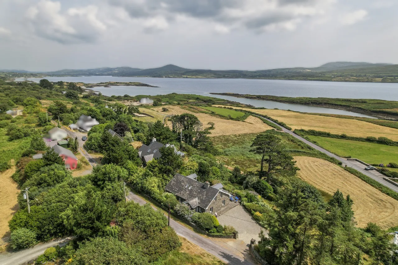 Photo of Whispering Pines, Reenacappul, Ahakista, Durrus, County Cork, P75NH21