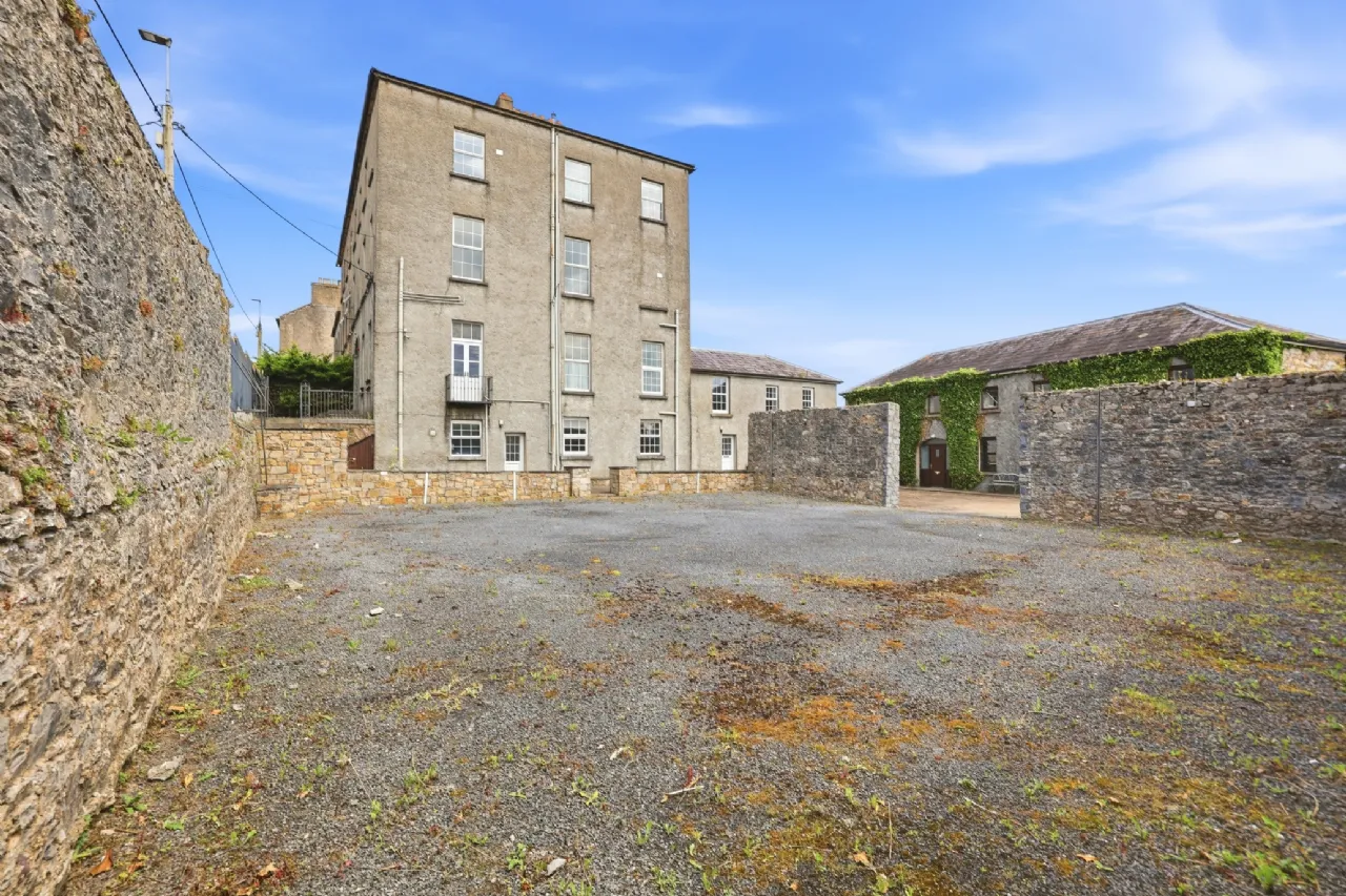 Photo of Abbey House, Abbey Street, Cahir, Co. Tipperary, E21 K354