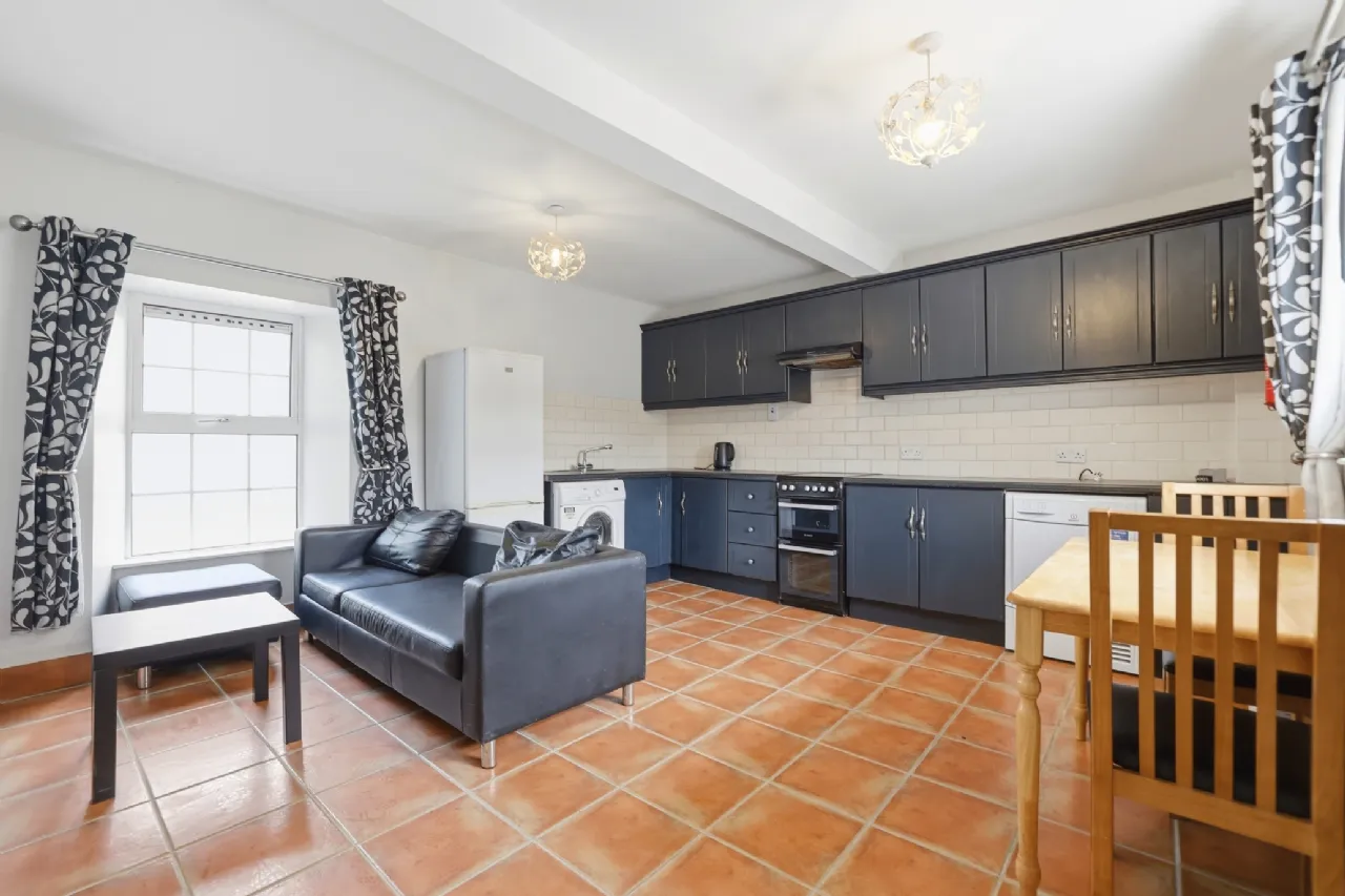 Photo of Abbey House, Abbey Street, Cahir, Co. Tipperary, E21 K354