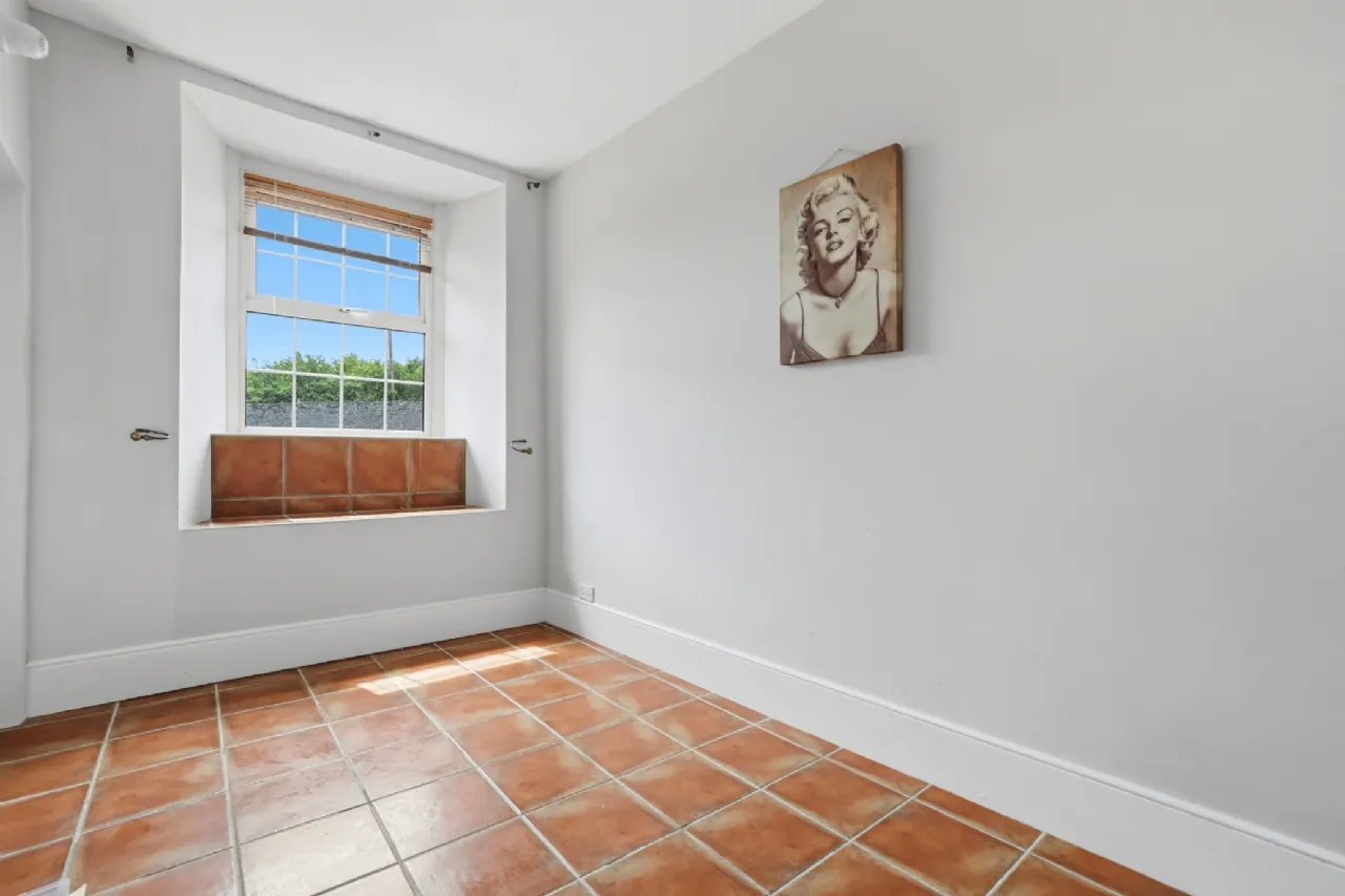Photo of Abbey House, Abbey Street, Cahir, Co. Tipperary, E21 K354