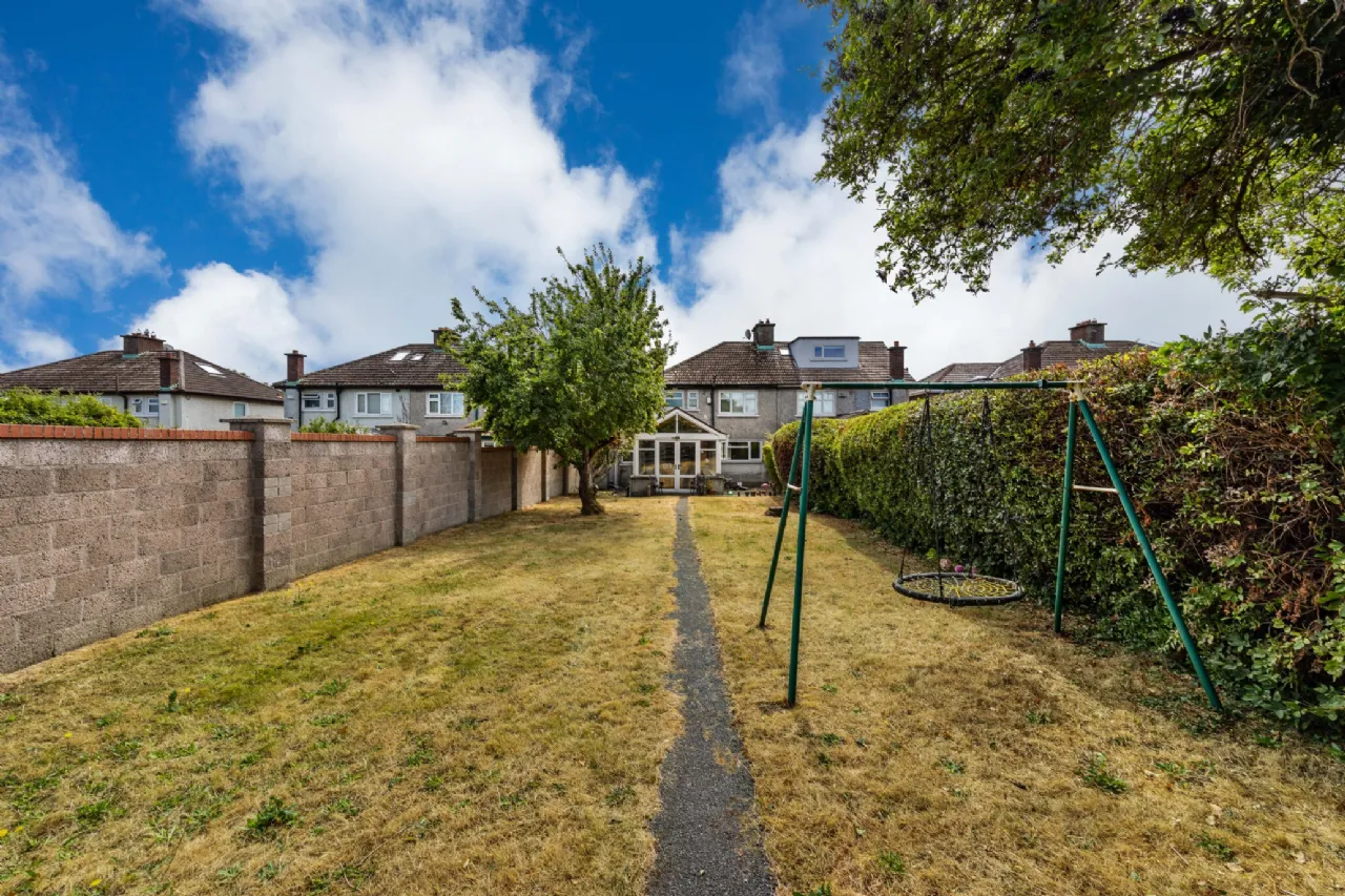 Photo of 16 Glasnevin Avenue, Glasnevin, Dublin 11, D11 Y8C2