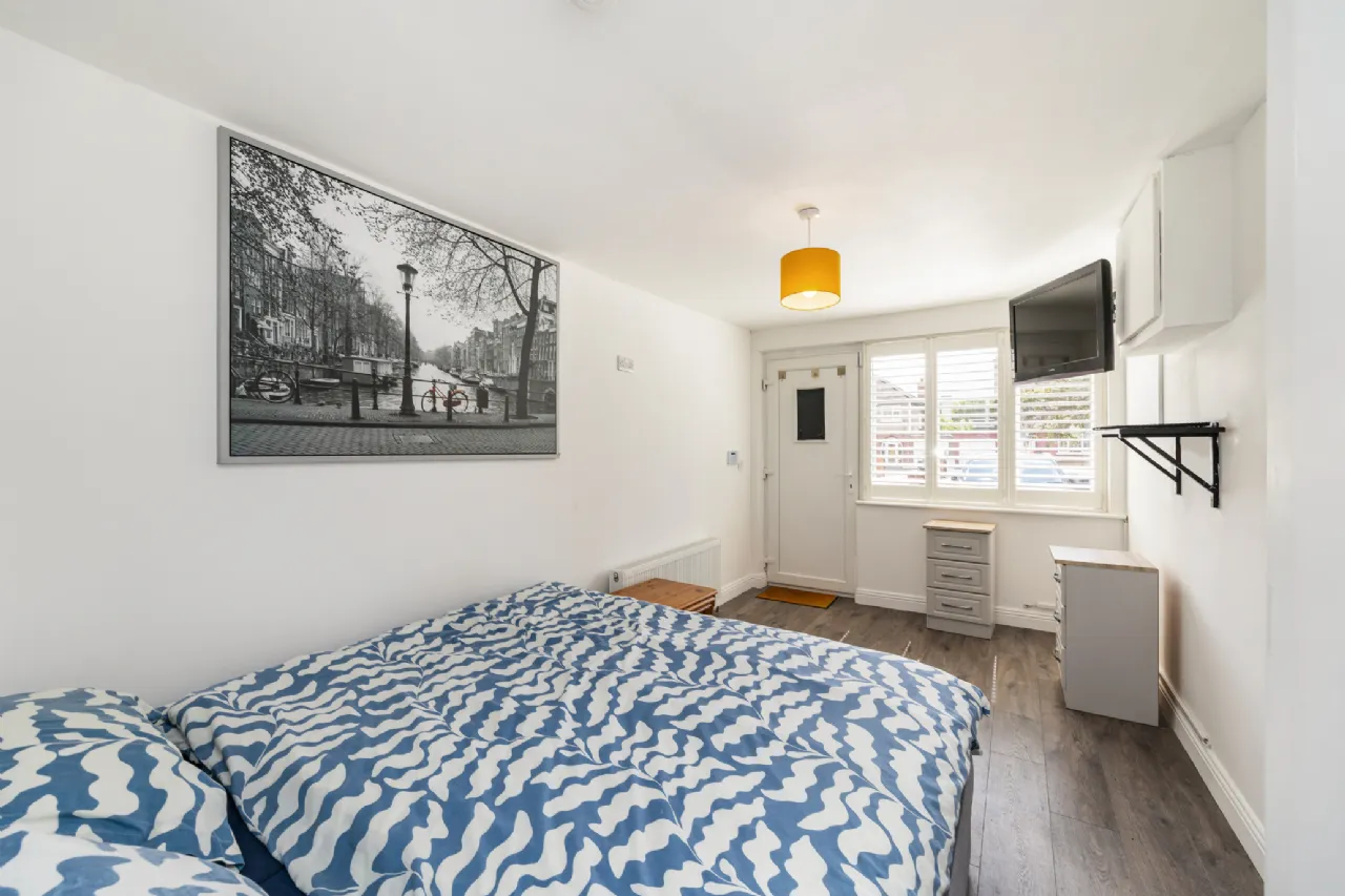 Photo of 16 Glasnevin Avenue, Glasnevin, Dublin 11, D11 Y8C2
