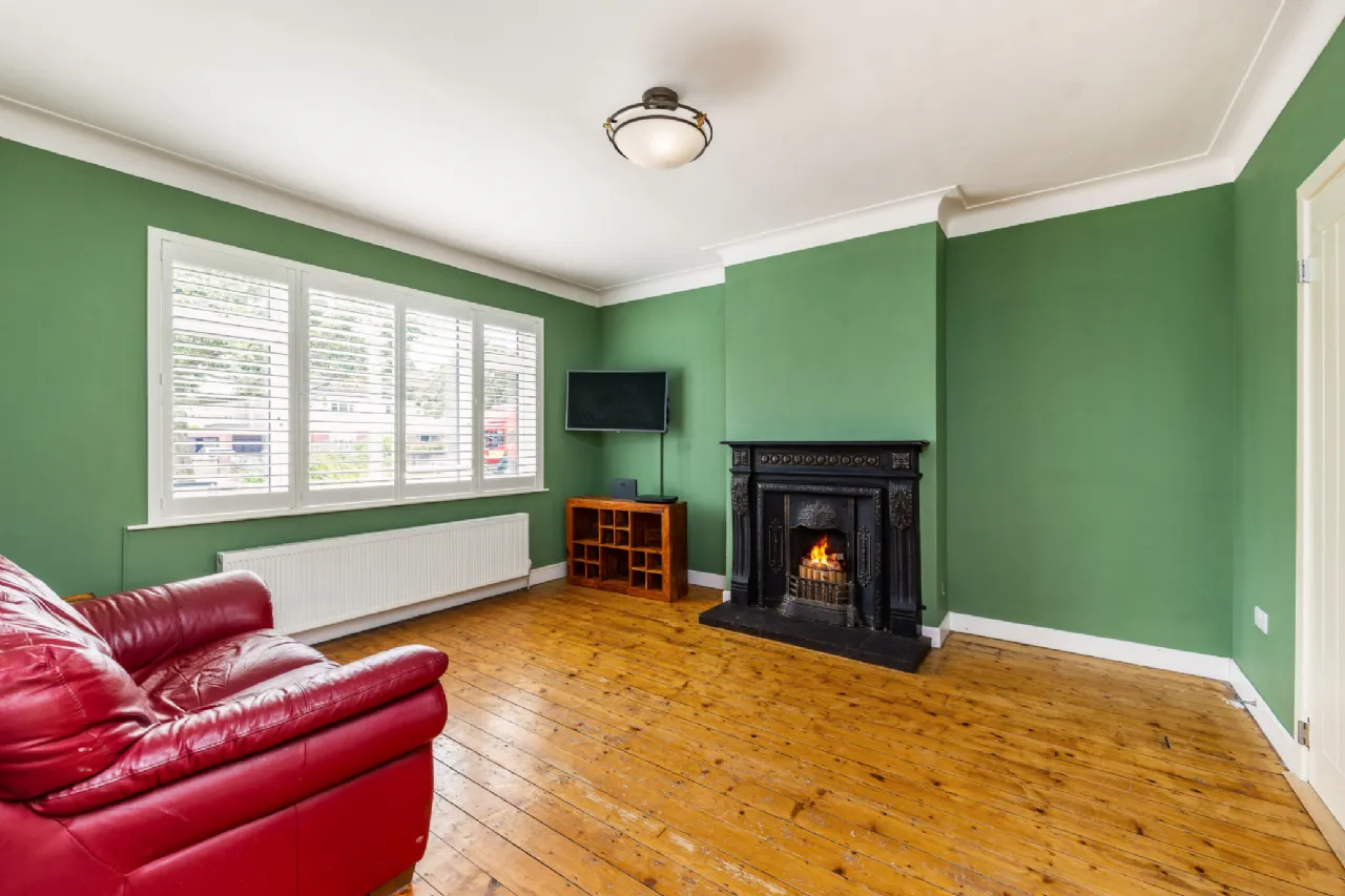 Photo of 16 Glasnevin Avenue, Glasnevin, Dublin 11, D11 Y8C2