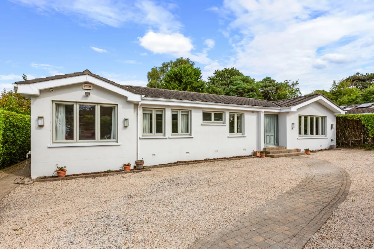 Photo of 11 The Coppins, Foxrock, Dublin 18, D18 R9P8