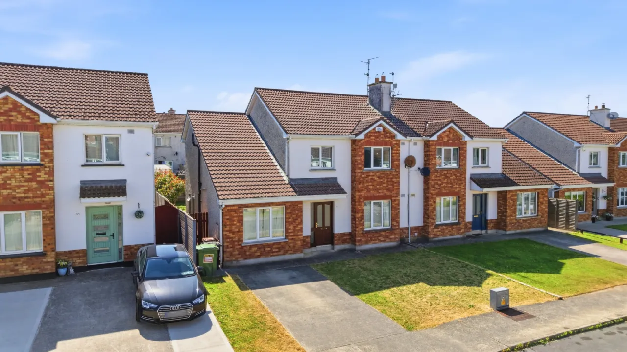 Photo of 19 Glenoaks Close, Clonmel, Co. Tipperary, E91 H9A2