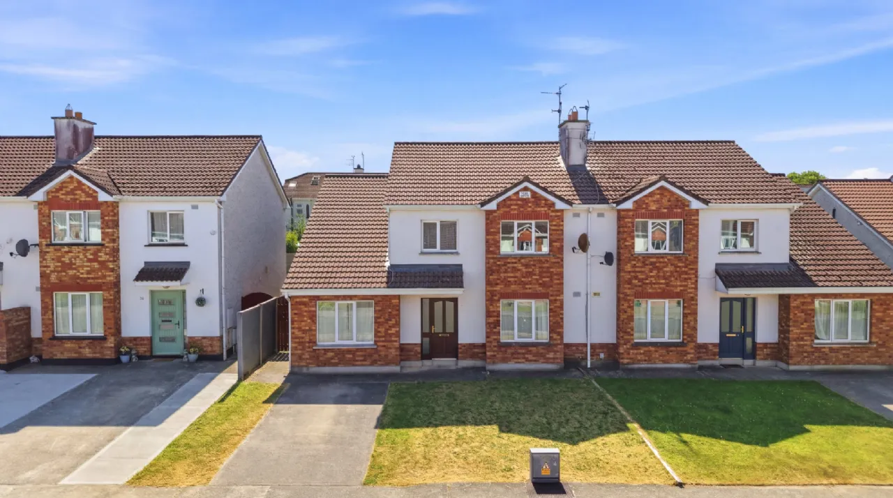 Photo of 19 Glenoaks Close, Clonmel, Co. Tipperary, E91 H9A2