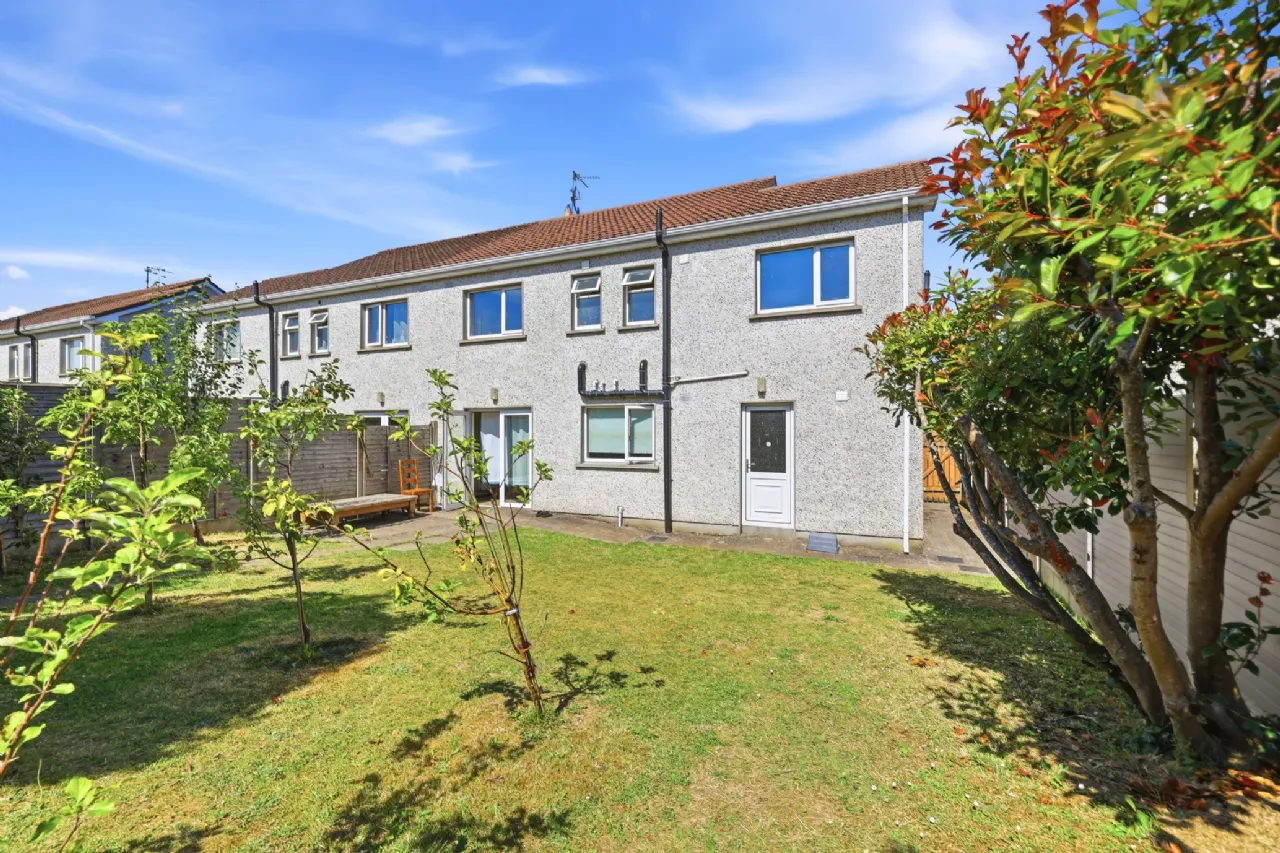 Photo of 19 Glenoaks Close, Clonmel, Co. Tipperary, E91 H9A2