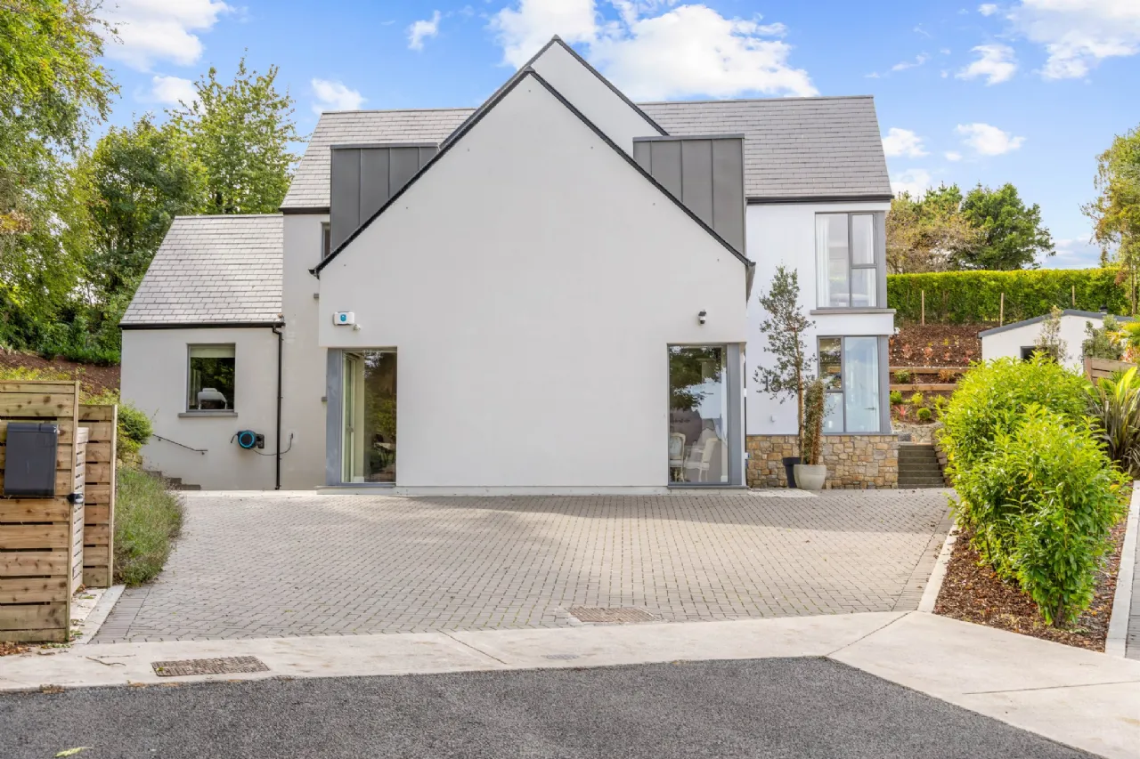 Photo of 15 Struan Hill, Delgany, Co Wicklow, A63 T6W9