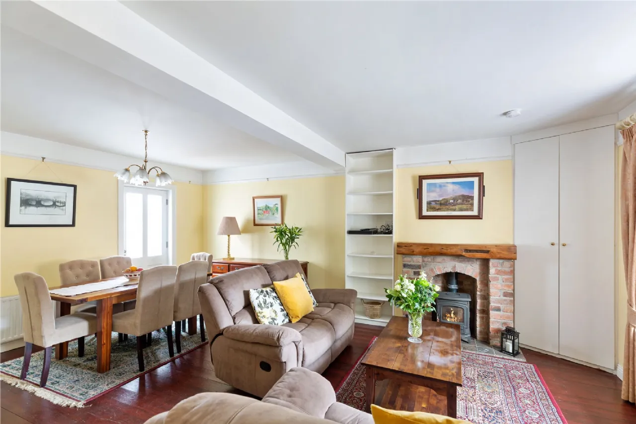 Photo of 3 Emerald Cottages, Off Grand Canal Street, Dublin 4, D04 Y3C9