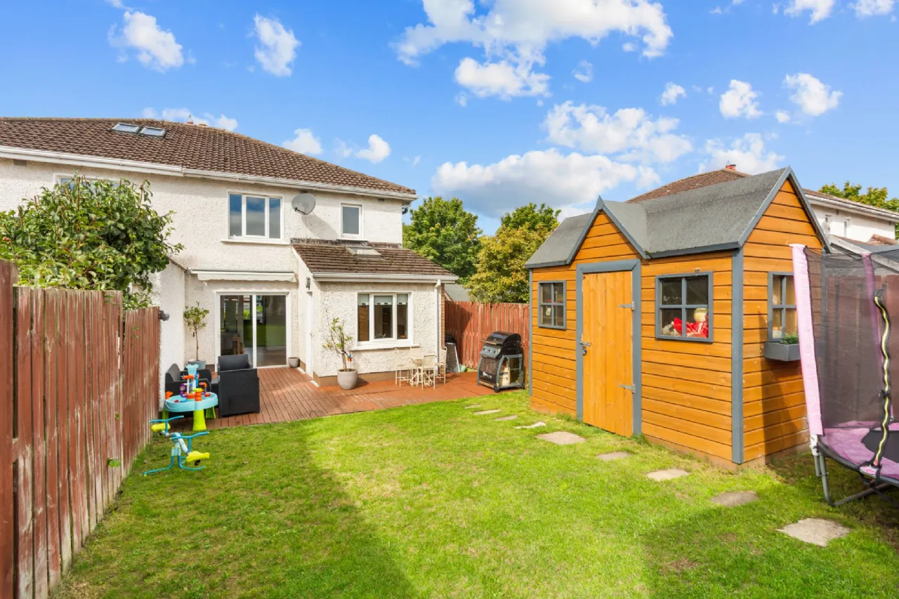 Photo of 36 Woodstown Drive, Knocklyon, Dublin 16, D16 XT93