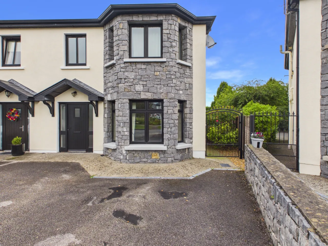 Photo of 29 Ti na Ri, Loughrea, Co. Galway, H62 F677
