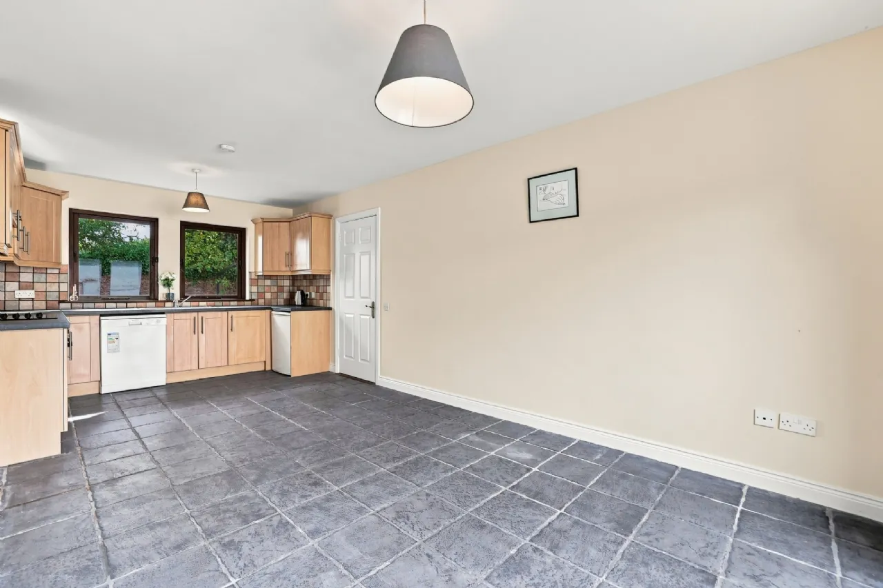 Photo of 9 Saint Stephen's Grove, Irishtown Upper, Clonmel, Co. Tipperary, E91 ER02