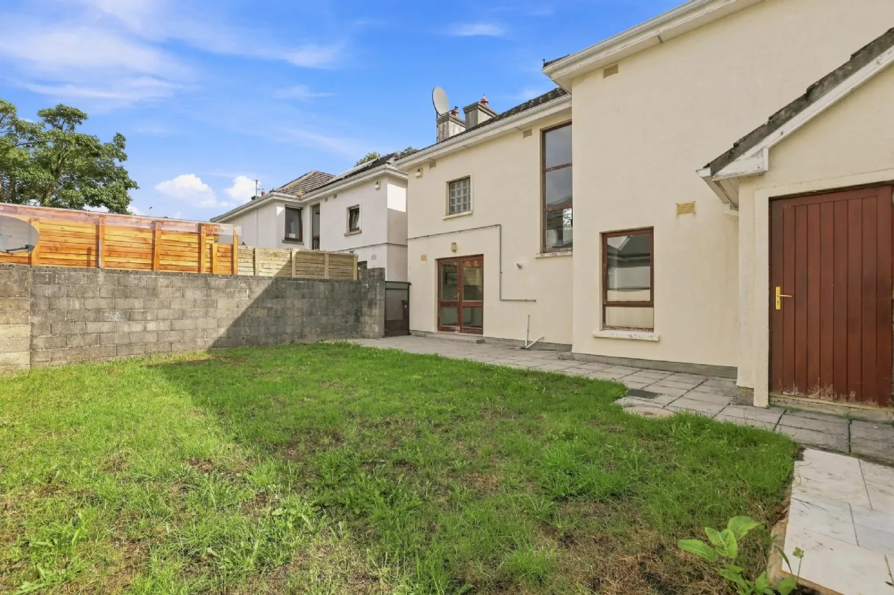 Photo of 9 Saint Stephen's Grove, Irishtown Upper, Clonmel, Co. Tipperary, E91 ER02