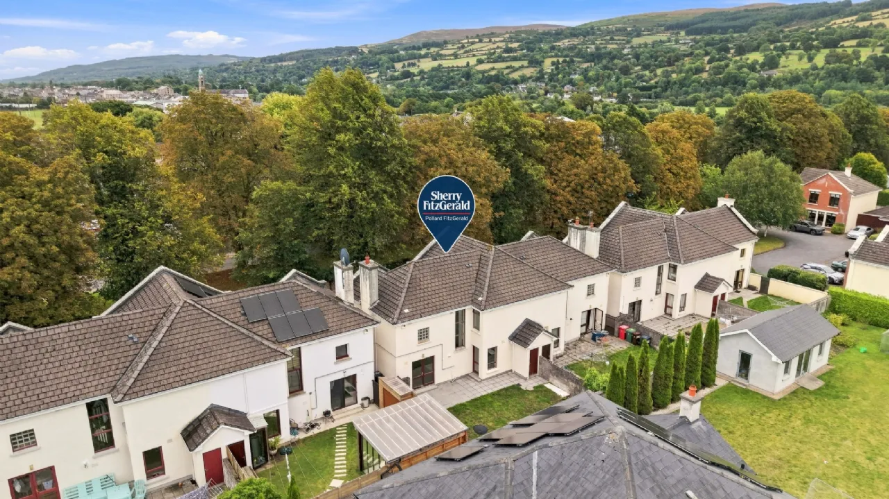 Photo of 9 Saint Stephen's Grove, Irishtown Upper, Clonmel, Co. Tipperary, E91 ER02