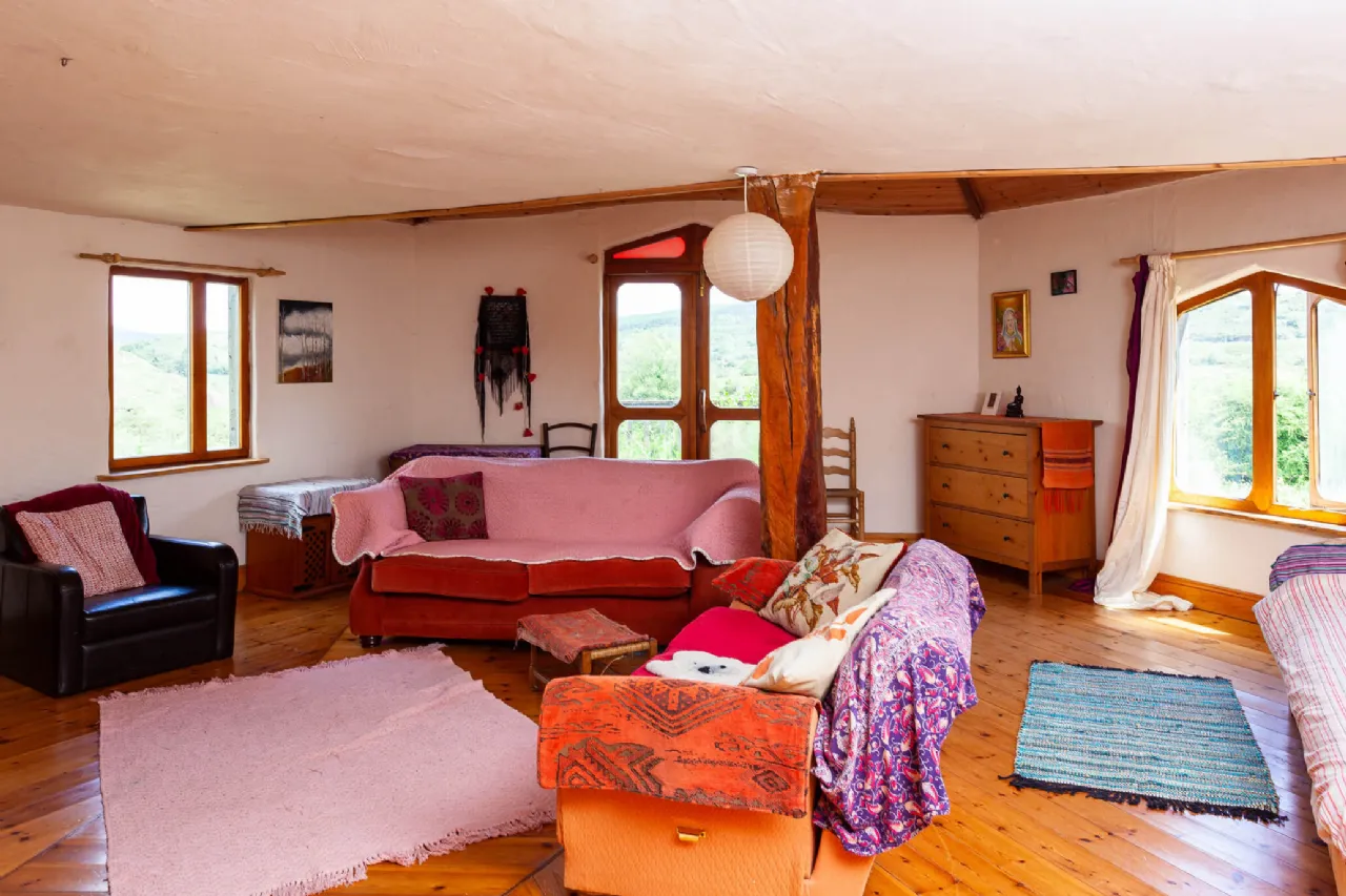 Photo of Honeycomb & Honeypot Annex, Derryduff More, Coomhola, Bantry, Co. Cork, P75WD52