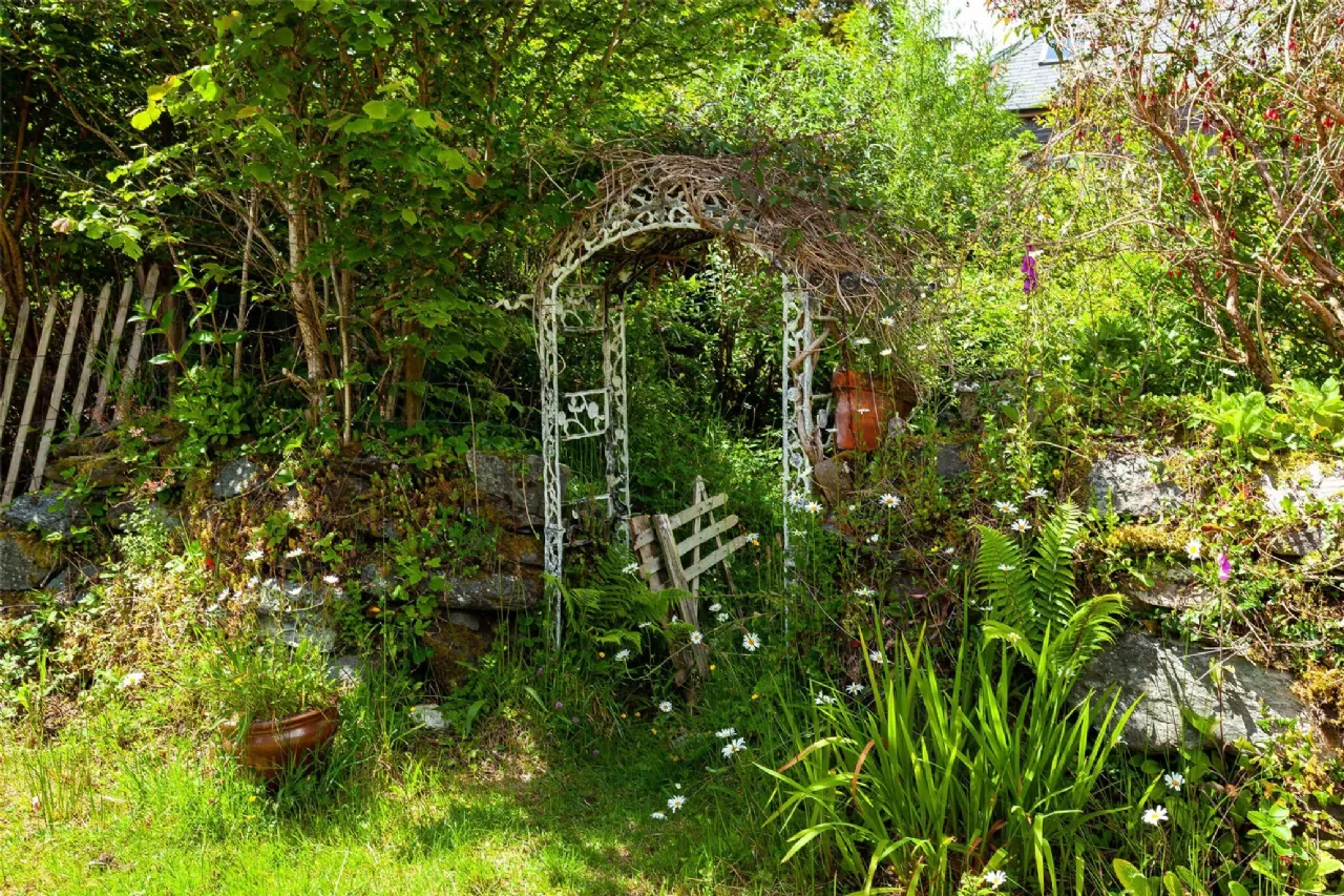 Photo of Honeycomb & Honeypot Annex, Derryduff More, Coomhola, Bantry, Co. Cork, P75WD52