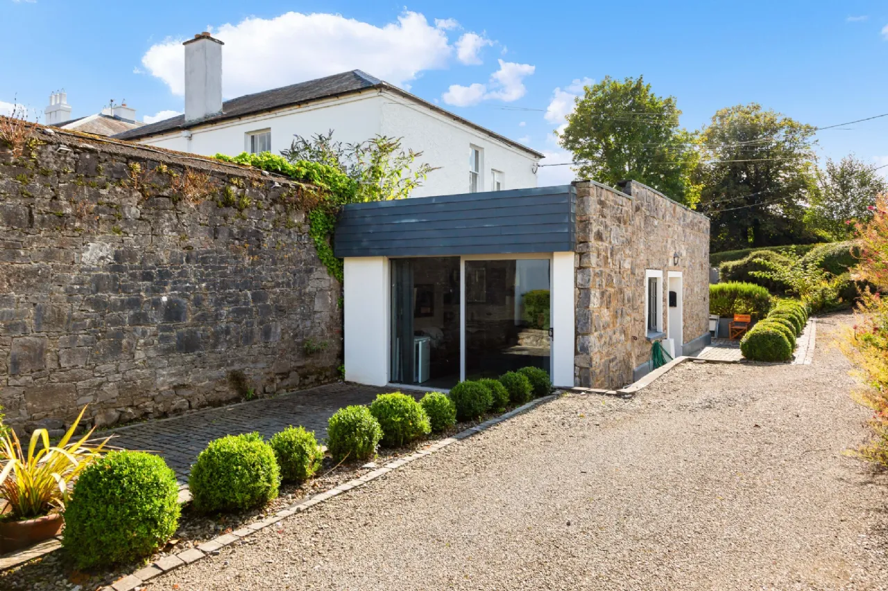 Photo of Sunville House, North Circular Road, Limerick, V94 X59H